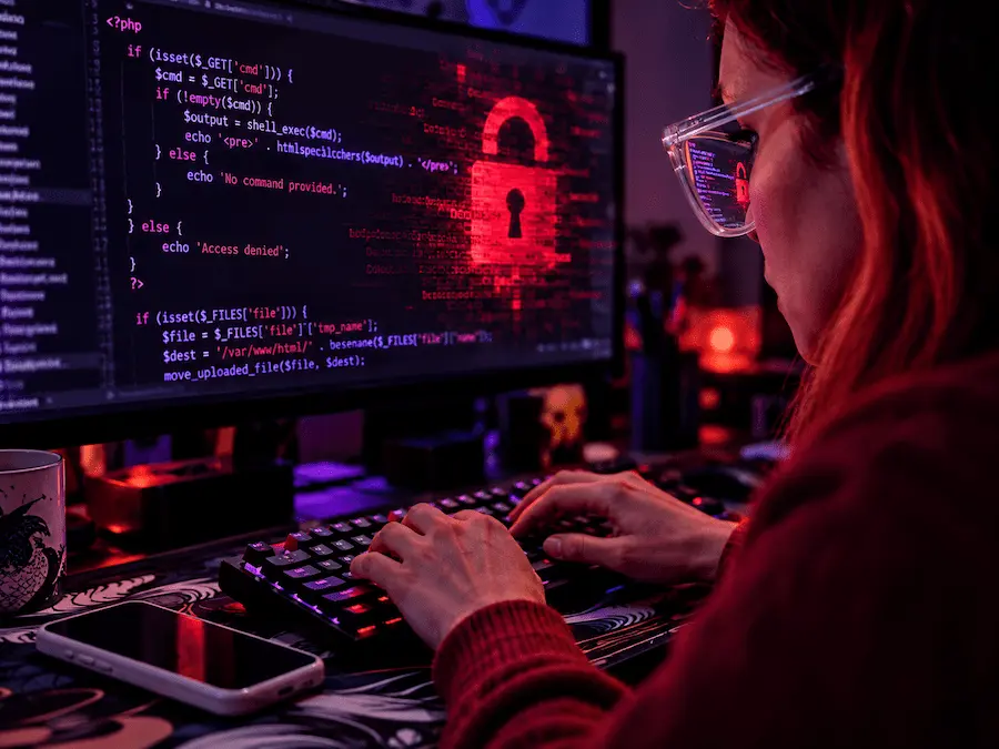 PHP2Shell: a Falha Crítica priscilla simoni

